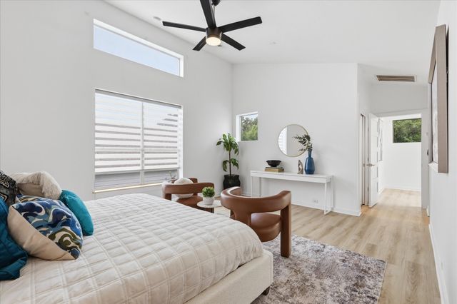 4214 Swiss Avenue A, Dallas, TX 75204