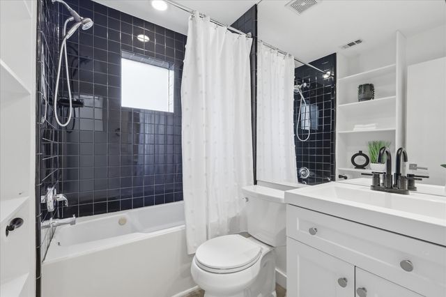 4214 Swiss Avenue A, Dallas, TX 75204