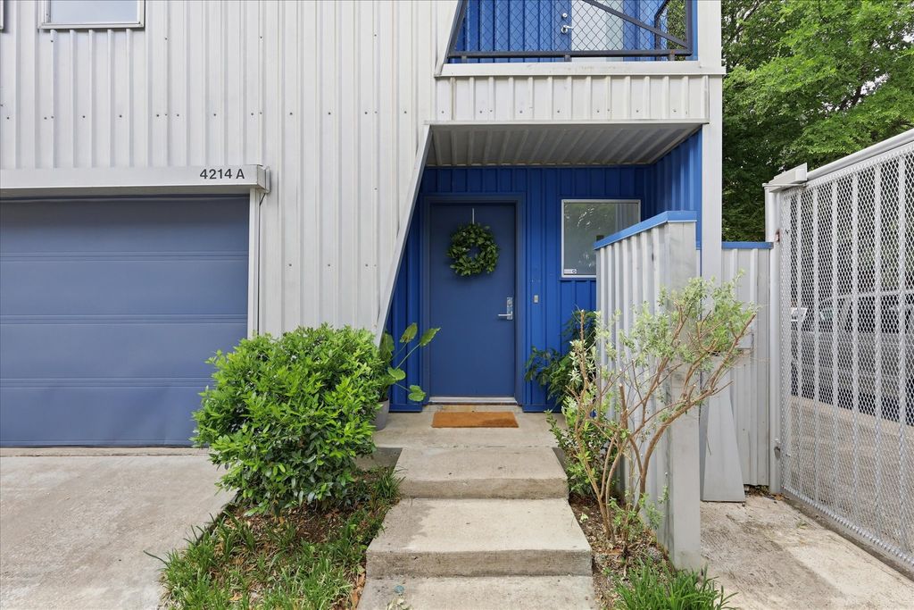 4214 Swiss Avenue A, Dallas, TX 75204
