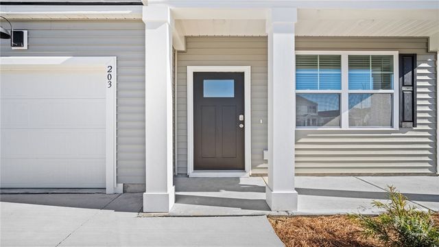 228 Lakeside Drive, Port Wentworth, GA 31407