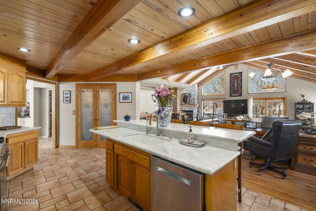 2801 Tamara Court, Minden, NV 89423