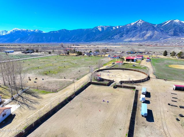 2801 Tamara Court, Minden, NV 89423