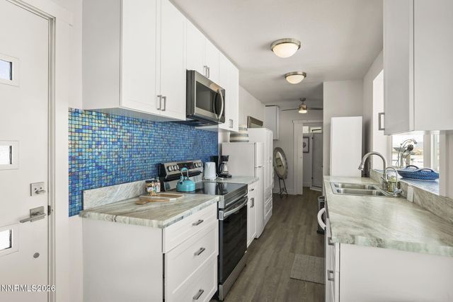 2801 Tamara Court, Minden, NV 89423