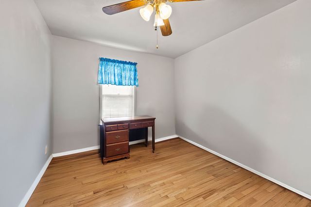 311 S Curtis Avenue, Pea Ridge, AR 72751