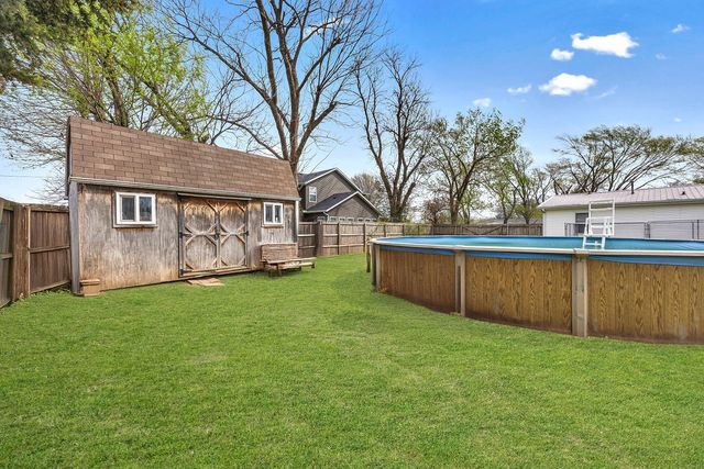 311 S Curtis Avenue, Pea Ridge, AR 72751