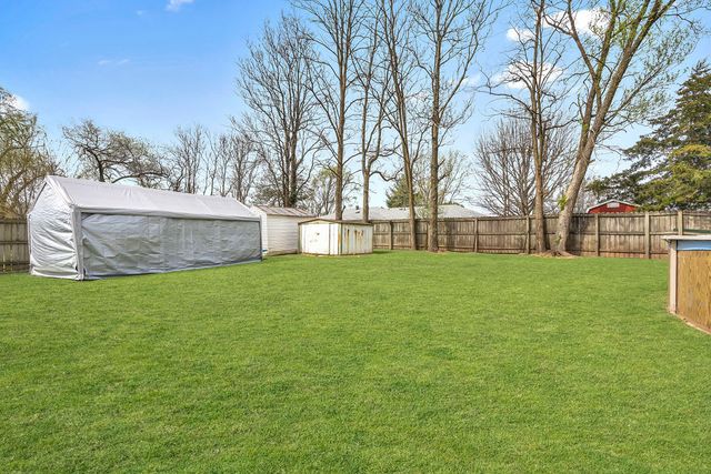 311 S Curtis Avenue, Pea Ridge, AR 72751