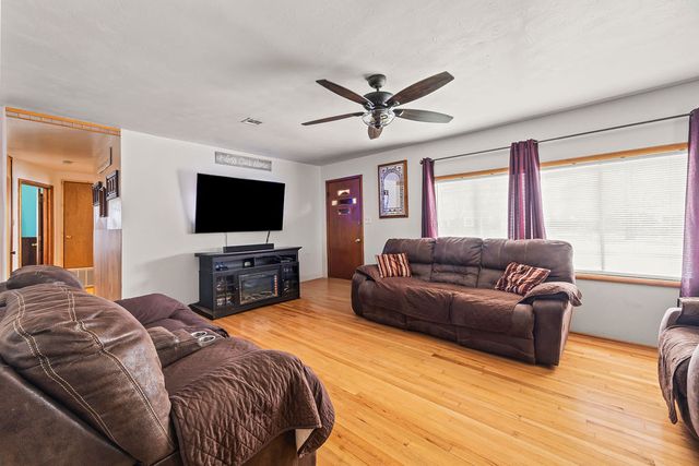 311 S Curtis Avenue, Pea Ridge, AR 72751