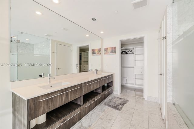 3131 NE 7th Ave 2003, Miami, FL 33137