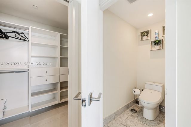 3131 NE 7th Ave 2003, Miami, FL 33137