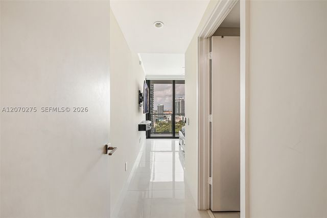 3131 NE 7th Ave 2003, Miami, FL 33137