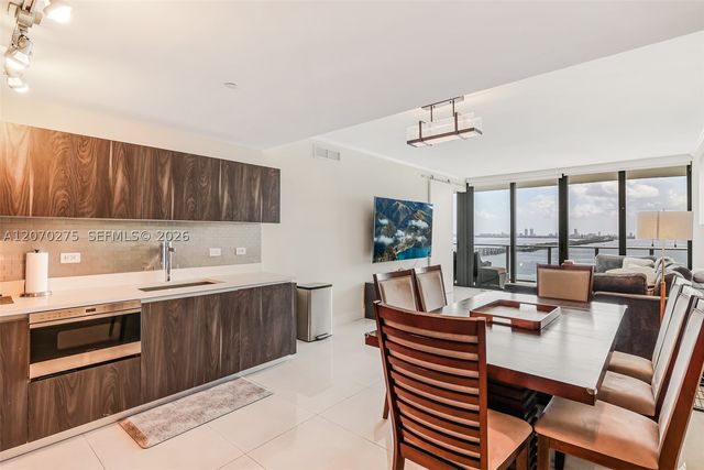 3131 NE 7th Ave 2003, Miami, FL 33137