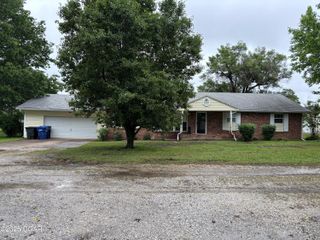 1711 Schmidt Drive, Webb City, MO 64870