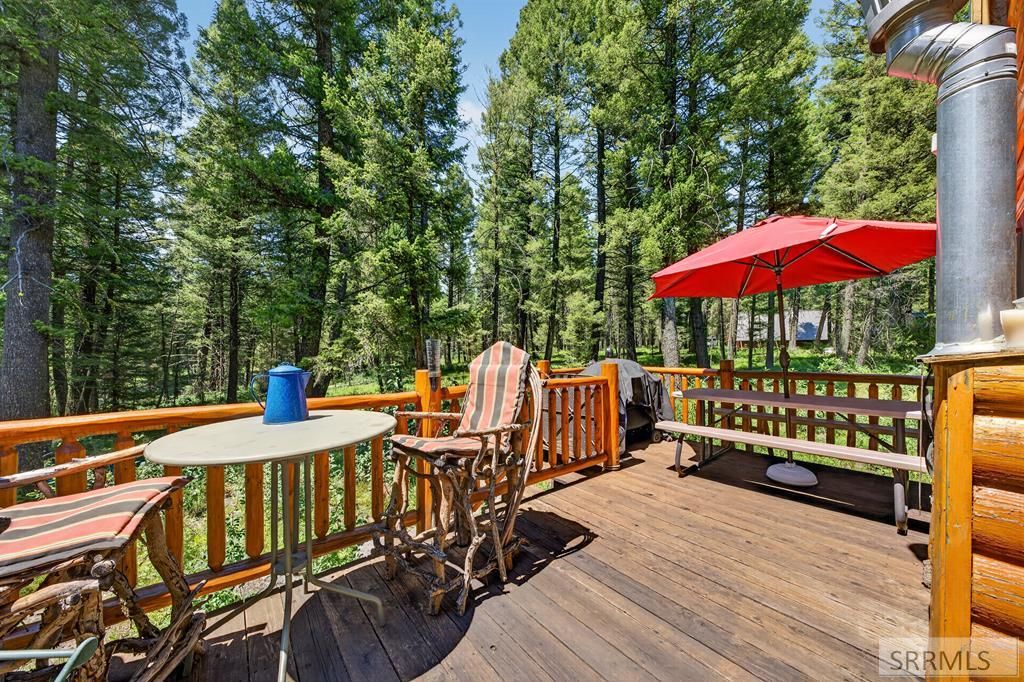 Image 20 of property listing at 4175 Juniper Drive, Island Park, ID 83429