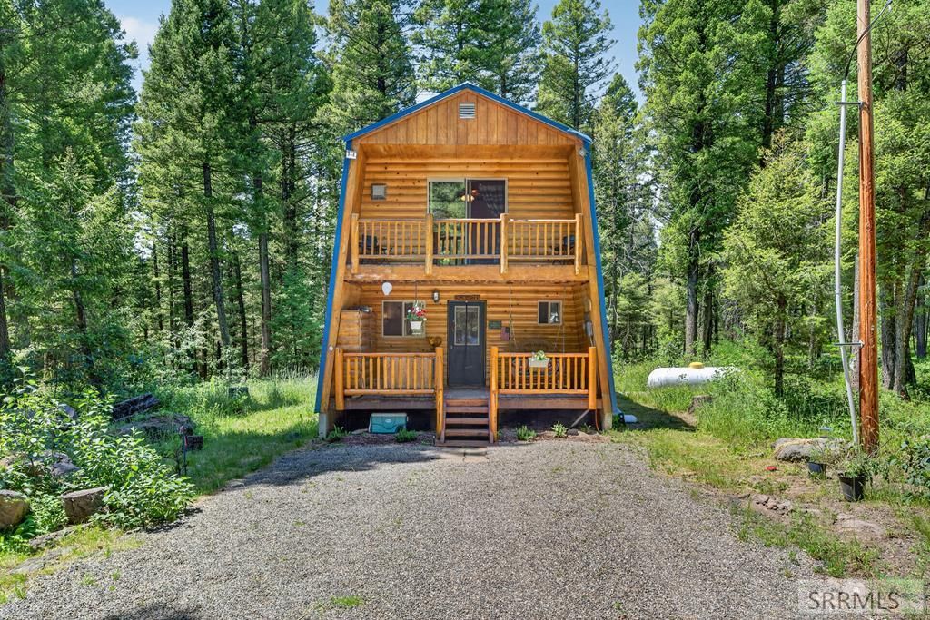 Image 21 of property listing at 4175 Juniper Drive, Island Park, ID 83429