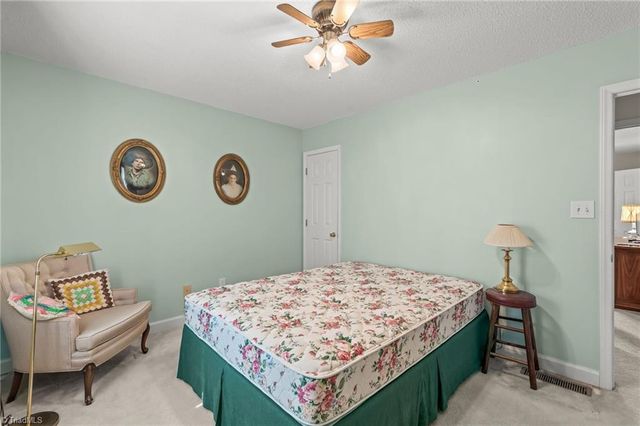 1100 Friedberg Church Road, Winston-salem, NC 27127