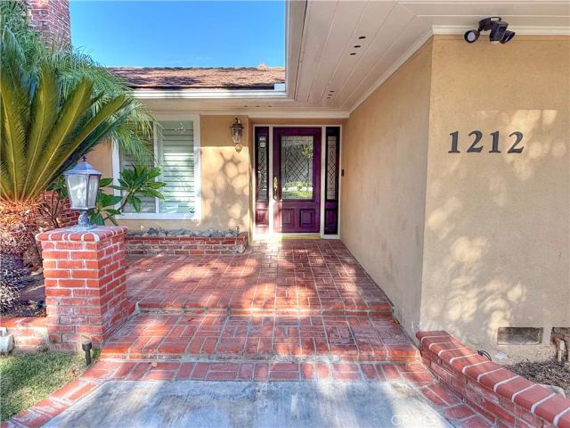 1212 N Santa Anita, Arcadia, CA 91006