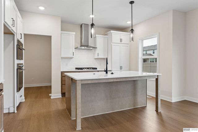 20808 Kansas Avenue, Elkhorn, NE 68022