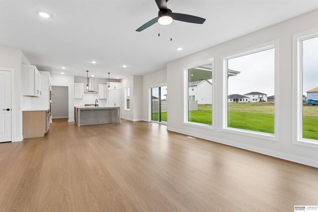 20808 Kansas Avenue, Elkhorn, NE 68022