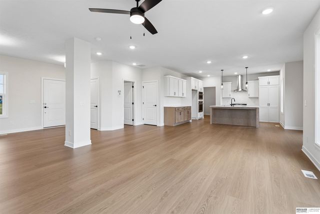 20808 Kansas Avenue, Elkhorn, NE 68022