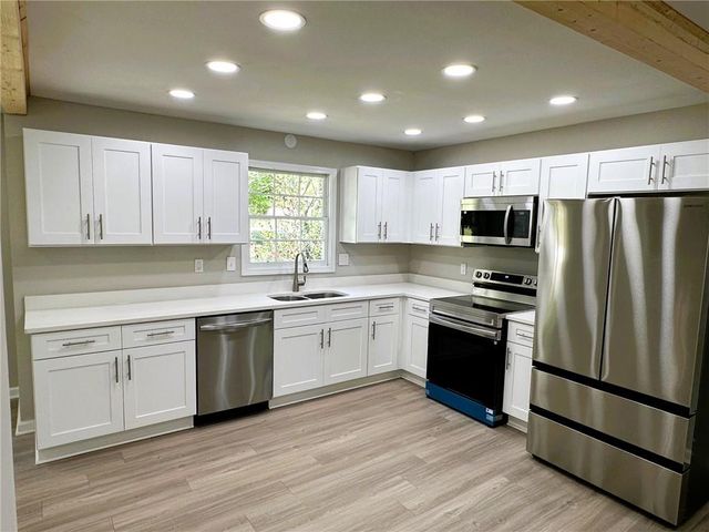 1387 Renee Drive, Decatur, GA 30035