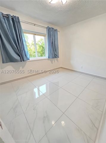 3320 NW 20th St, Miami, FL 33142