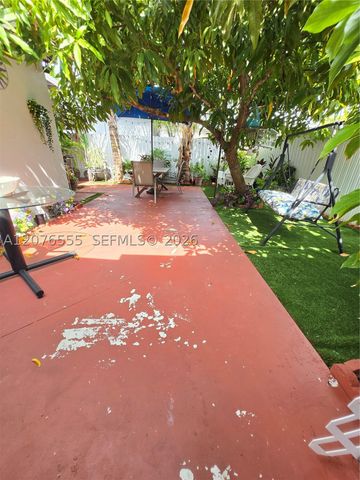 3320 NW 20th St, Miami, FL 33142