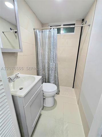 3320 NW 20th St, Miami, FL 33142