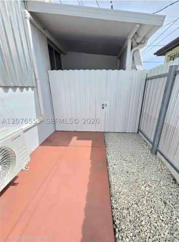 3320 NW 20th St, Miami, FL 33142