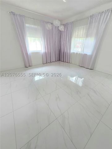 3320 NW 20th St, Miami, FL 33142