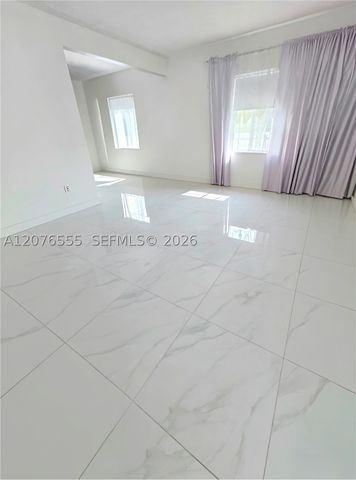 3320 NW 20th St, Miami, FL 33142