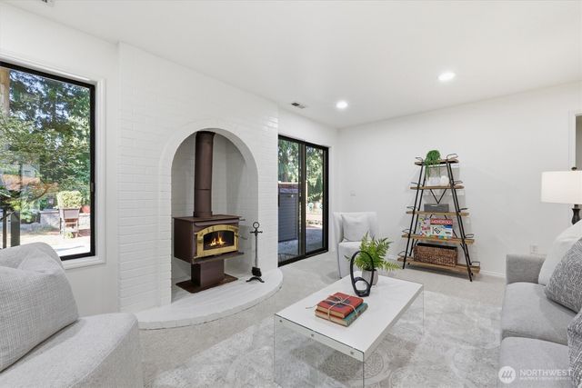 16718 3rd Avenue SE, Bothell, WA 98012