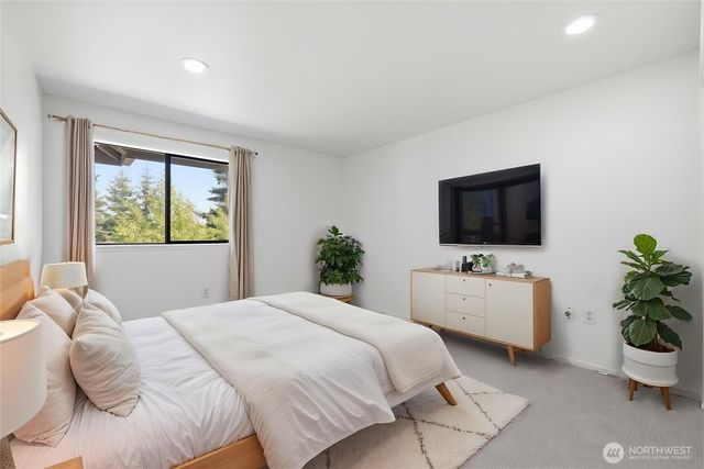 16718 3rd Avenue SE, Bothell, WA 98012