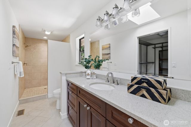 16718 3rd Avenue SE, Bothell, WA 98012