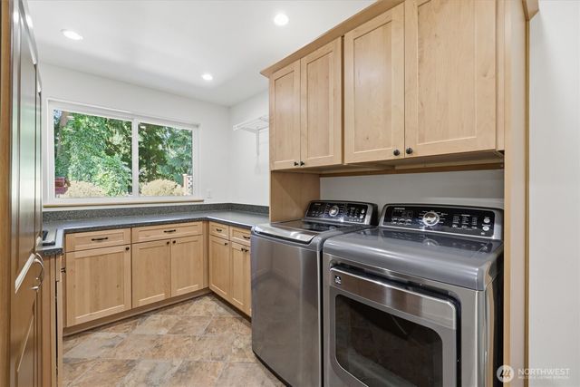 16718 3rd Avenue SE, Bothell, WA 98012