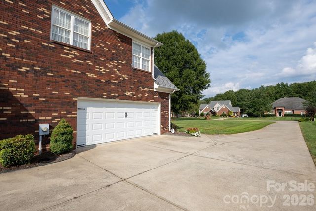 1927 Windmere Drive, Monroe, NC 28110