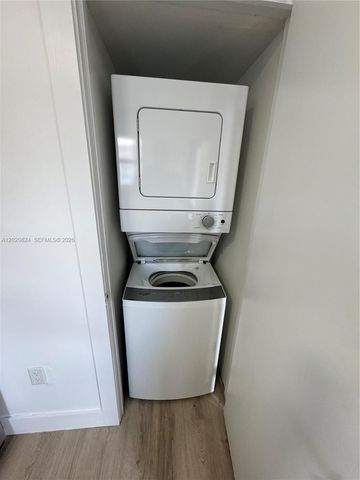 1971 NW 2nd Ct 11, Miami, FL 33136