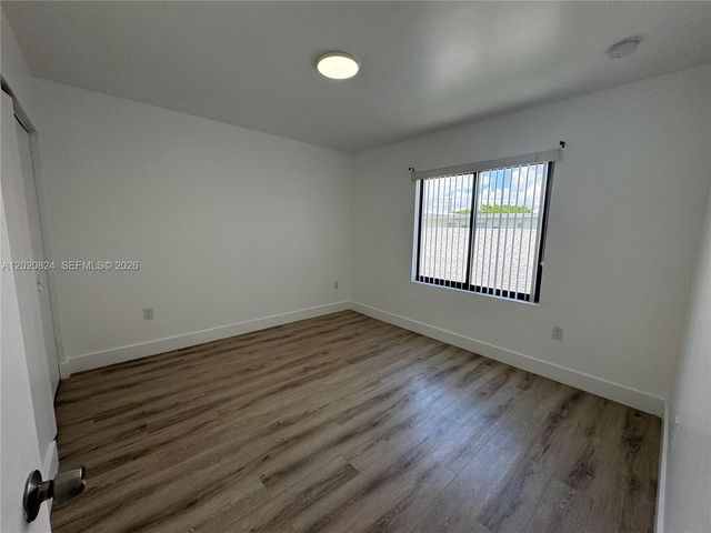 1971 NW 2nd Ct 11, Miami, FL 33136