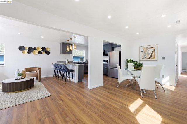 1354 Santa Clara St, Richmond, CA 94804