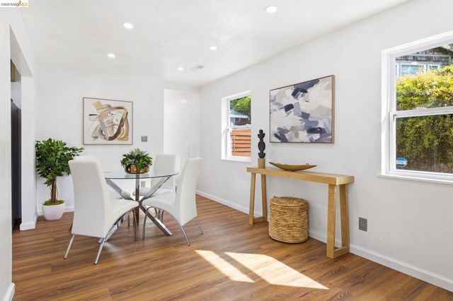 1354 Santa Clara St, Richmond, CA 94804