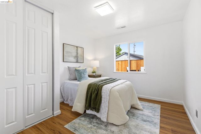 1354 Santa Clara St, Richmond, CA 94804