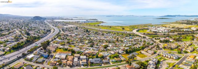 1354 Santa Clara St, Richmond, CA 94804