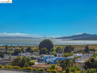 1354 Santa Clara St, Richmond, CA 94804