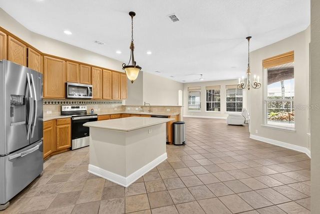 6658 VISTA PARK BOULEVARD, Orlando, FL 32829