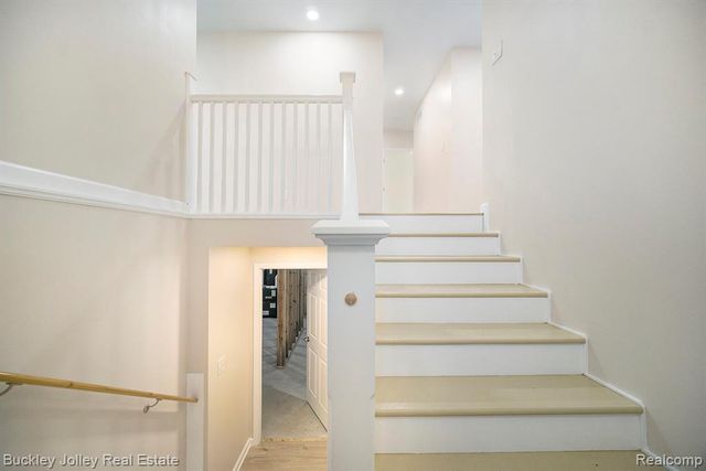 10303 9 Mile Road, Whitmore Lake, MI 48189