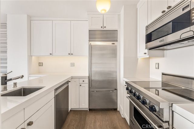 999 N Doheny Dr 310, West Hollywood, CA 90069