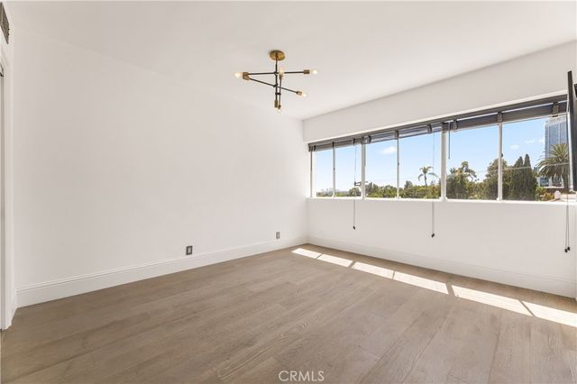999 N Doheny Dr 310, West Hollywood, CA 90069