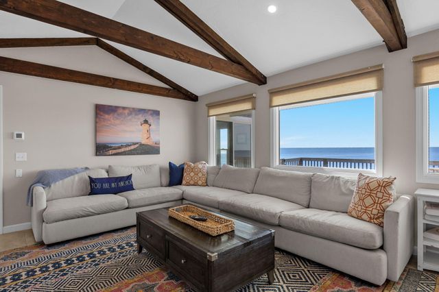 11 Atlantic Avenue, Harwich Port, MA 02646