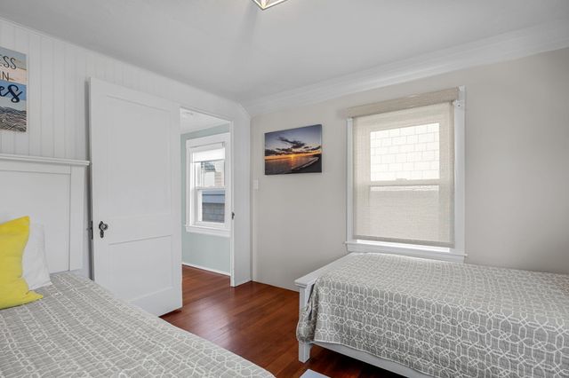 11 Atlantic Avenue, Harwich Port, MA 02646