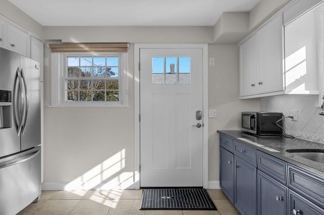 11 Atlantic Avenue, Harwich Port, MA 02646