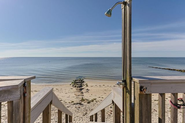 11 Atlantic Avenue, Harwich Port, MA 02646